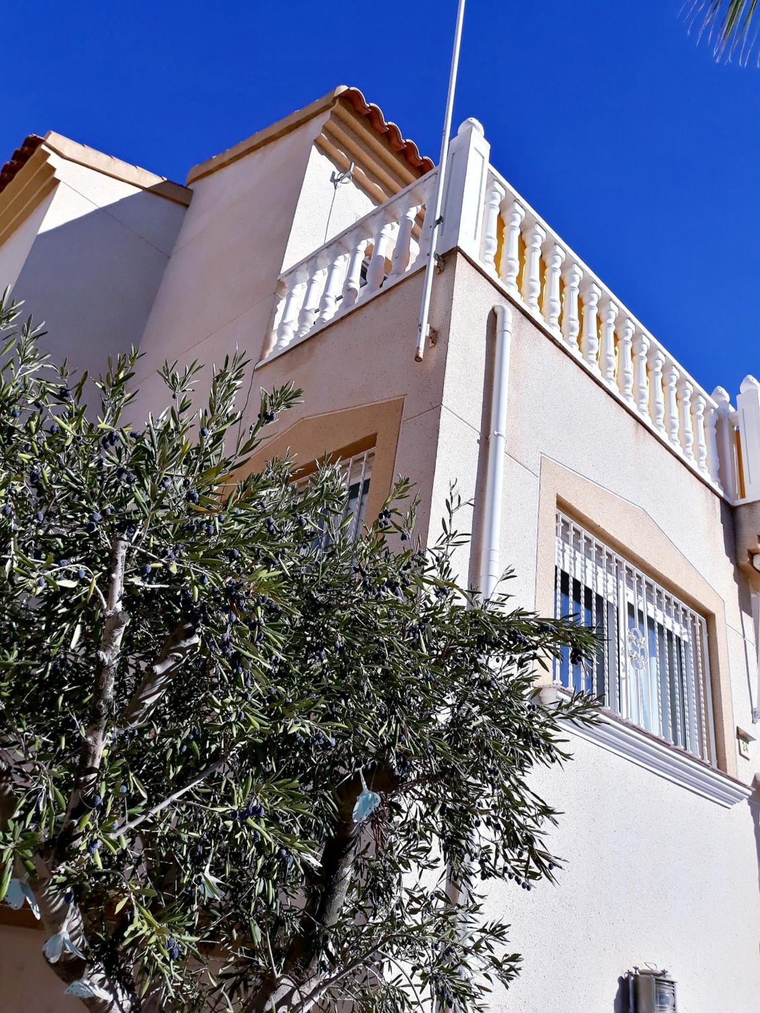 Fabulous Detached Large Villa 5 Bedrooms 3 Bathrooms Backing Onto Villamartin Golf Course Esterno foto